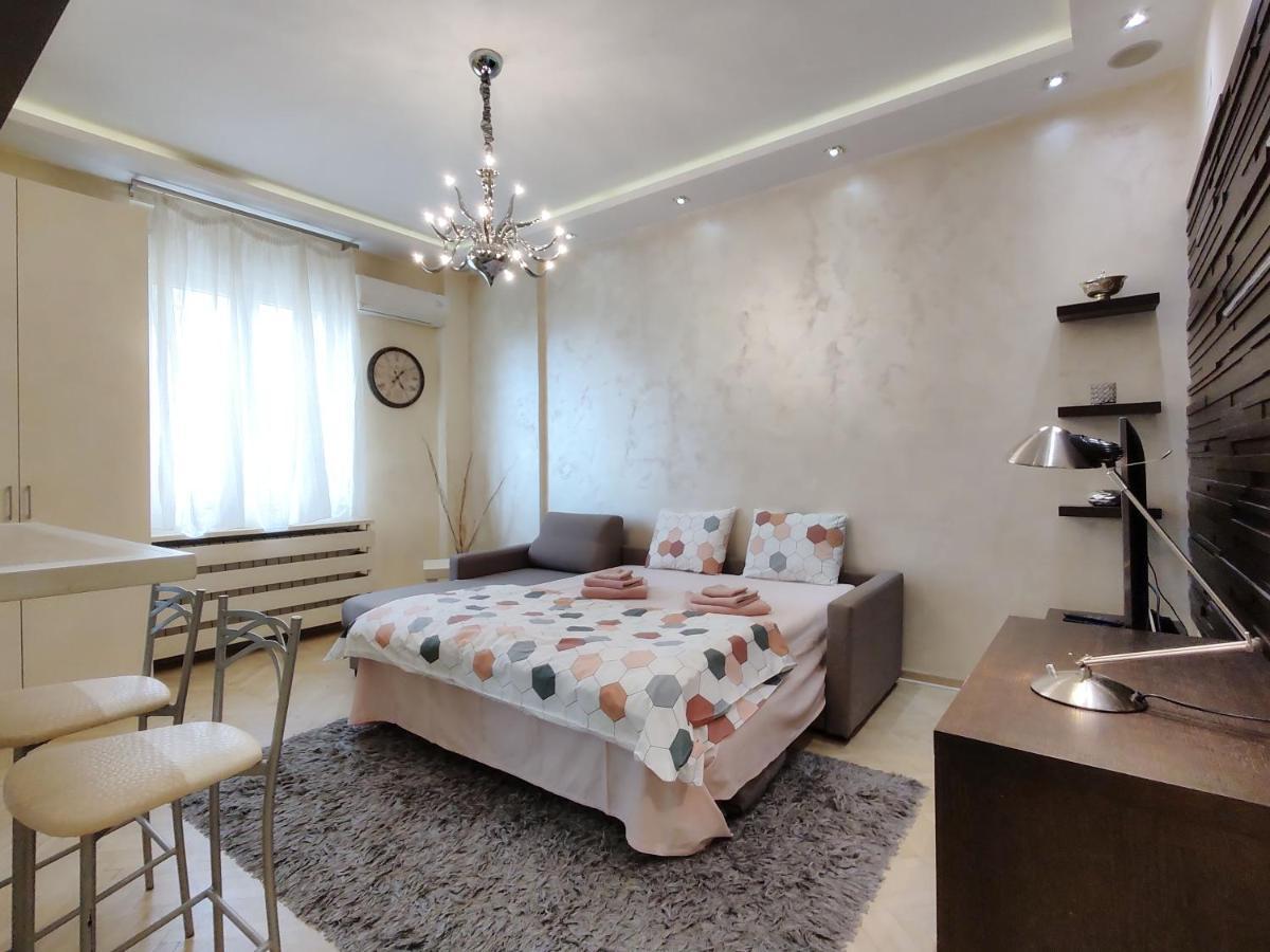 Home Center Apartment Belgrade Exterior photo